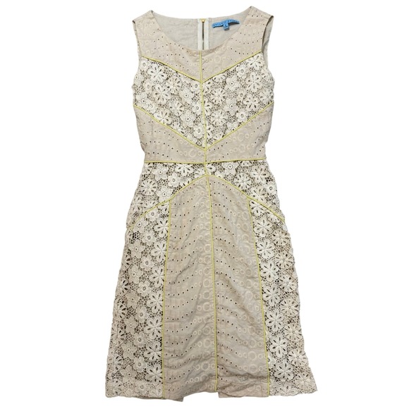 ANTONIO MELANI Dresses & Skirts - Antonio Melani Beige White Eyelet Crochet Lace Sheath Dress Yellow Piping Size 0